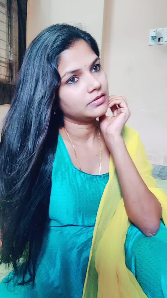 @yamini_santhosh