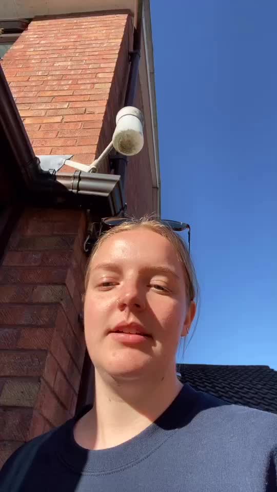 @lucyannadaisy