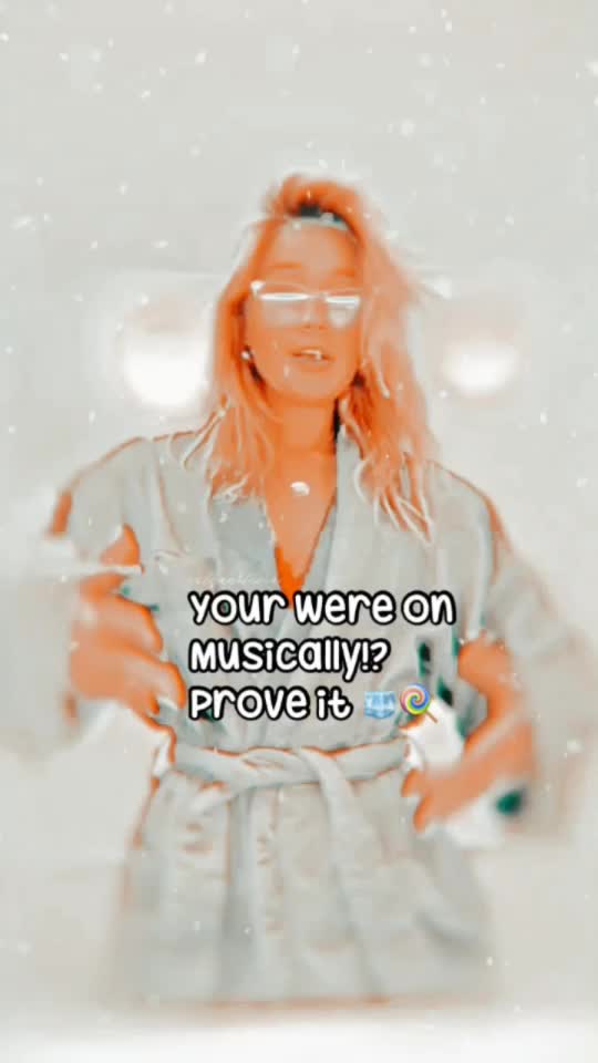 @𝗘𝗺𝗶𝗹𝘆🌺🥞🦋