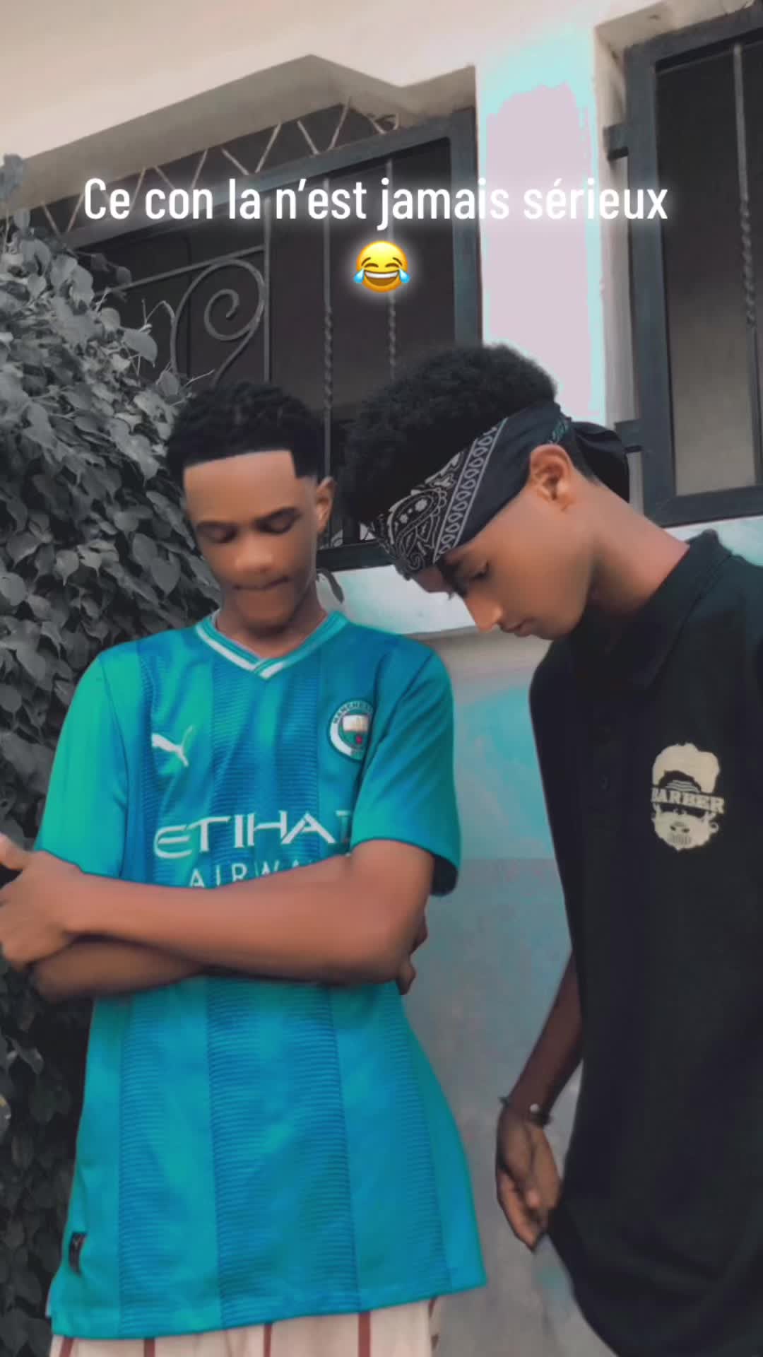 @𝕯𝖊𝖟~✪🎭