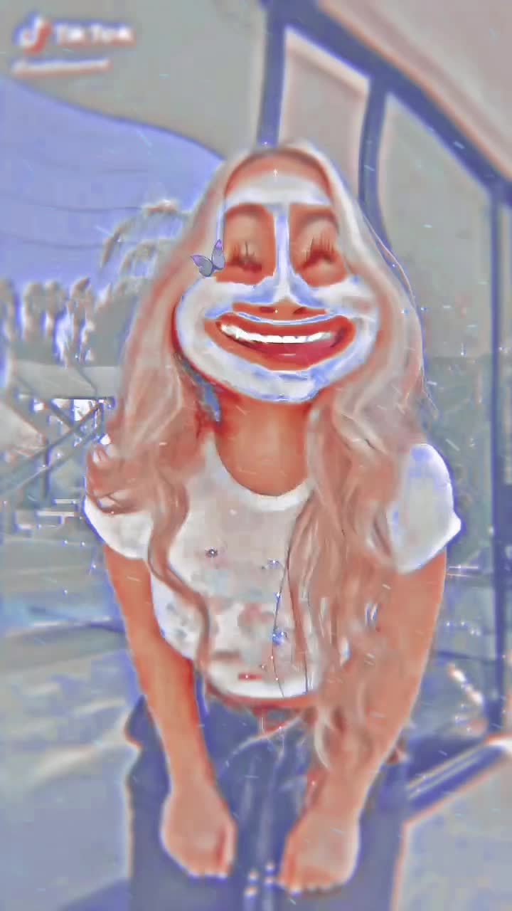 @- 𝖋𝖗𝖊𝖊 𝖛𝖎𝖉𝖊𝖎 ❄️🤍