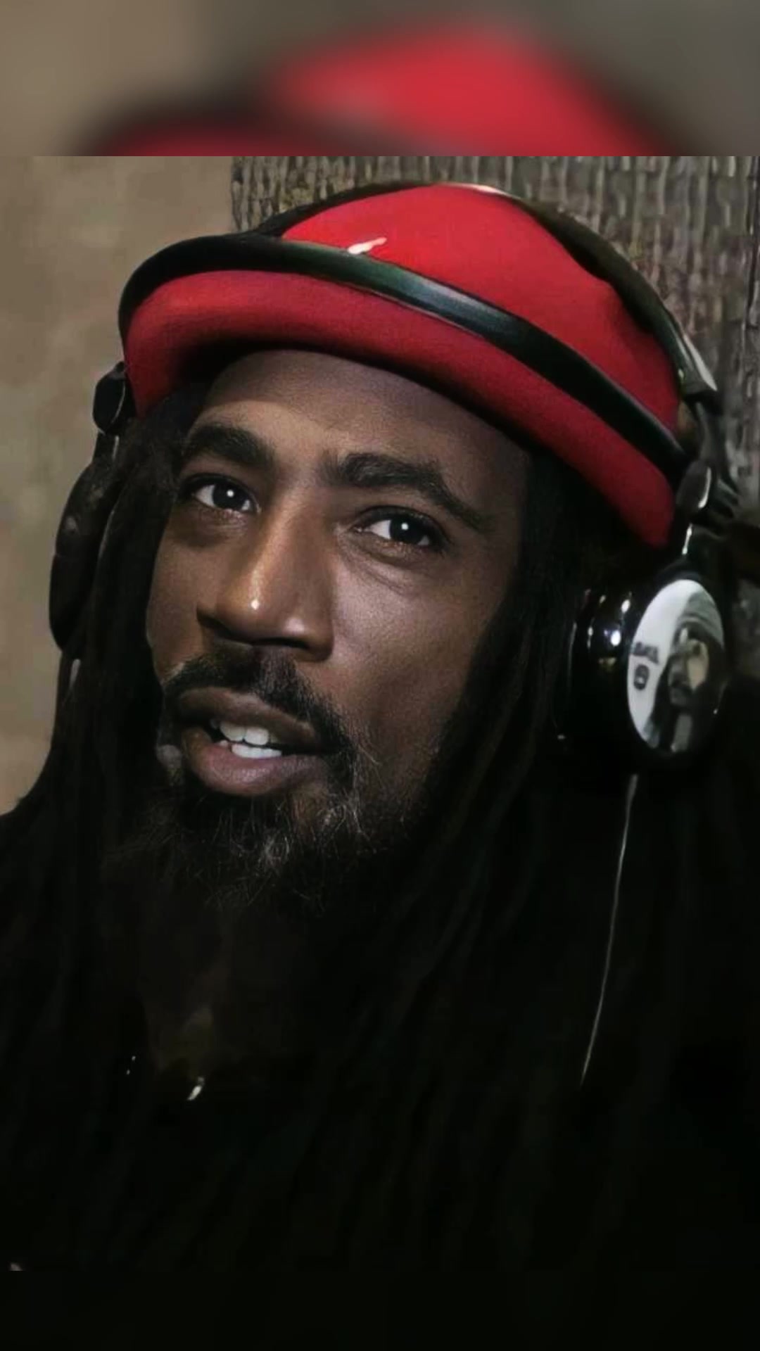 @TupacTheory
