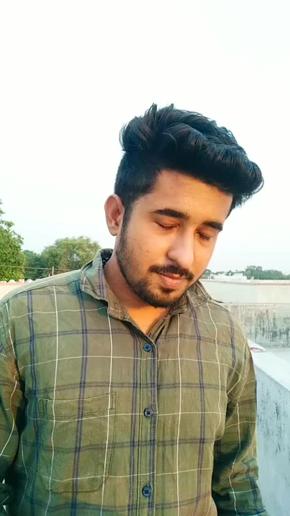 @AkshayTomy