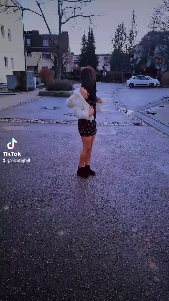 @🩷Эльза🩷