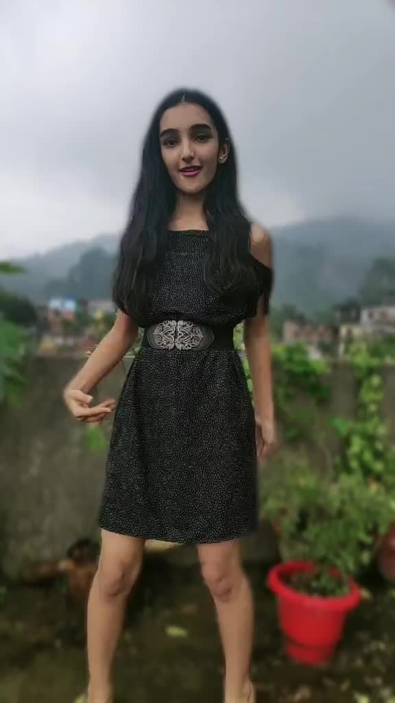 @ANANYA💃