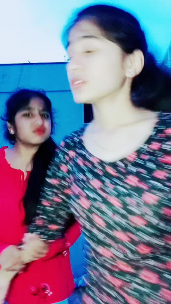 @smrithika-venni❤🖤