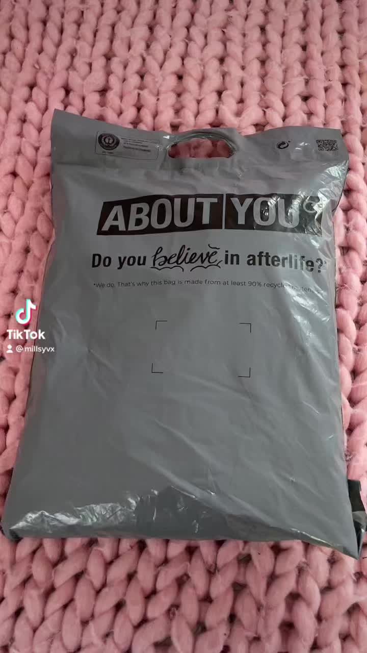 @🅼🅸🅻🅻🅸🅴🅾︎🅽🆂