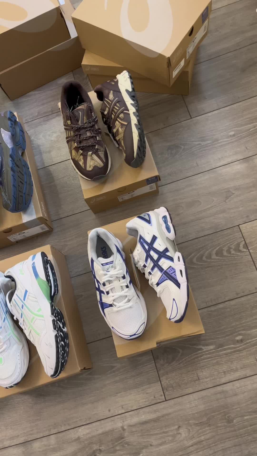 @sneakerloaded
