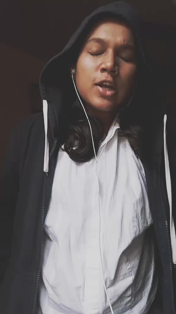 @riya🌎