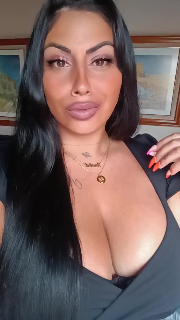 @Aɳ&alpha;Ⴆҽʅ👠💄