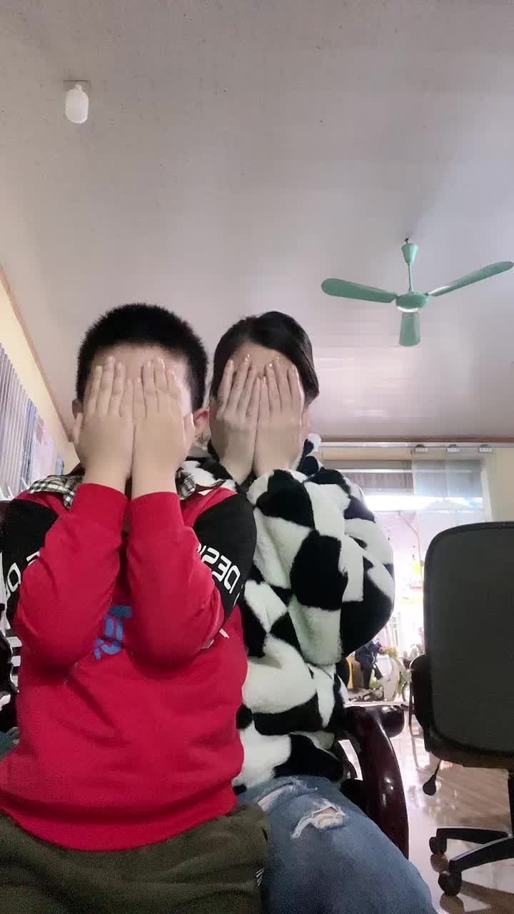 @Phương Bích