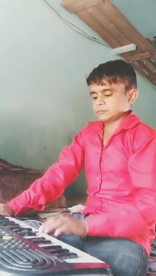 @𝐊 𝐇, 𝐒𝐇𝐄𝐊𝐇