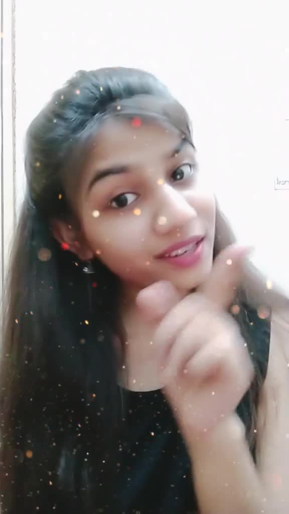 @CuteSmileyDeepika😍
