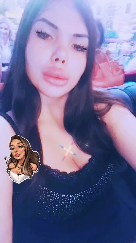 @m_exclusivelyunique