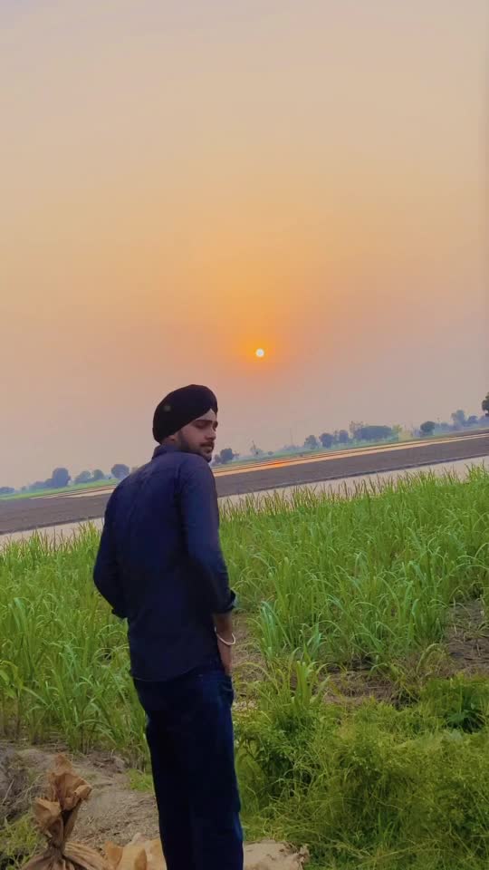 @🍁Mallhi🍁