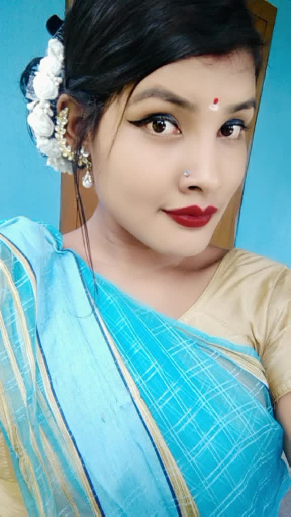 @Dhunu 💅💋🍫🍫👠🌹💄