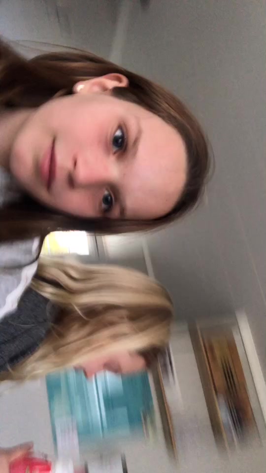 @Snälla följ mig!🥰