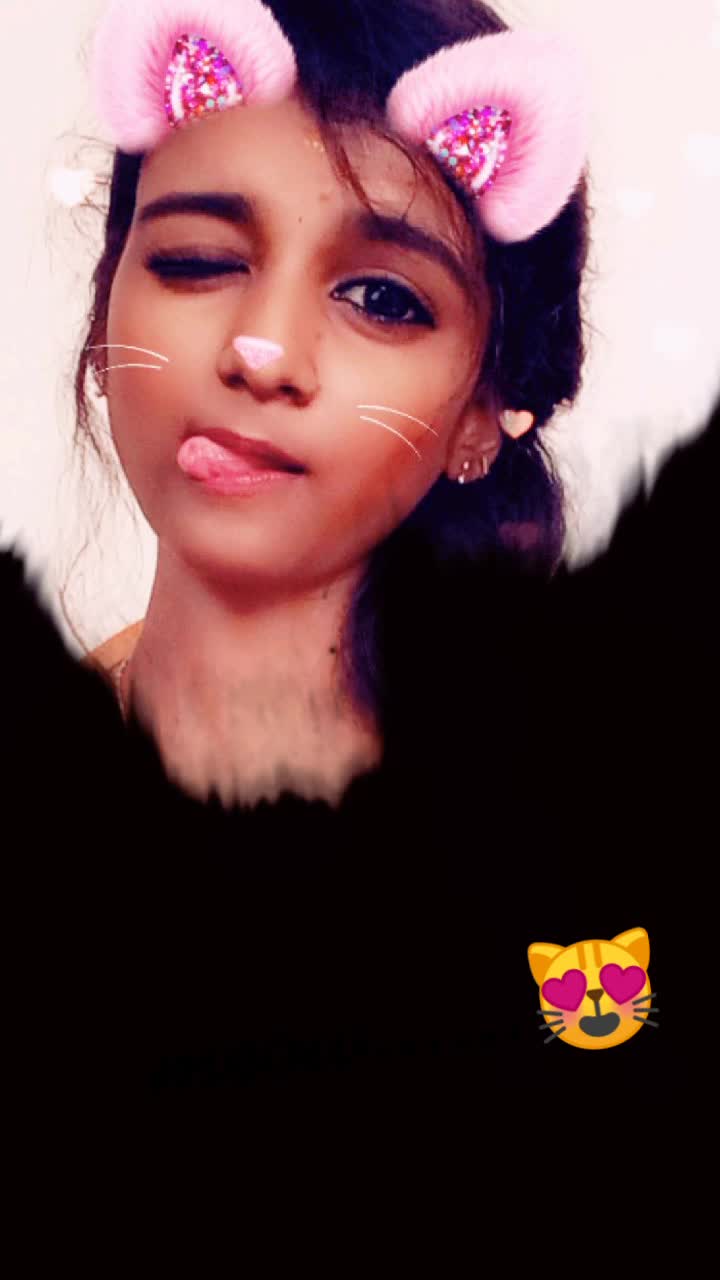 @ammukutty 😘moni
