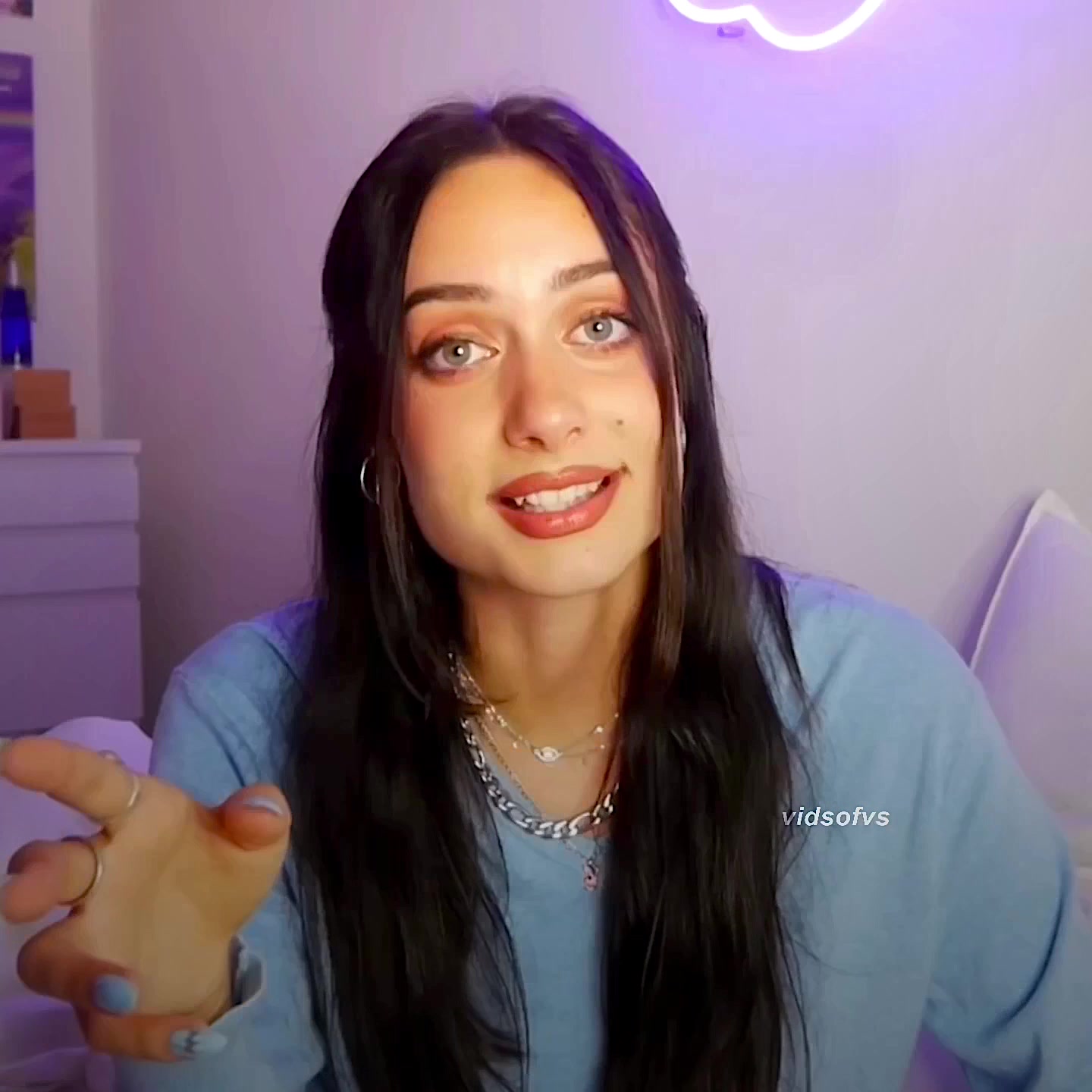 @vidsofvs