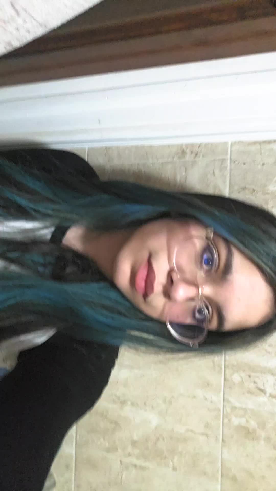 @aless