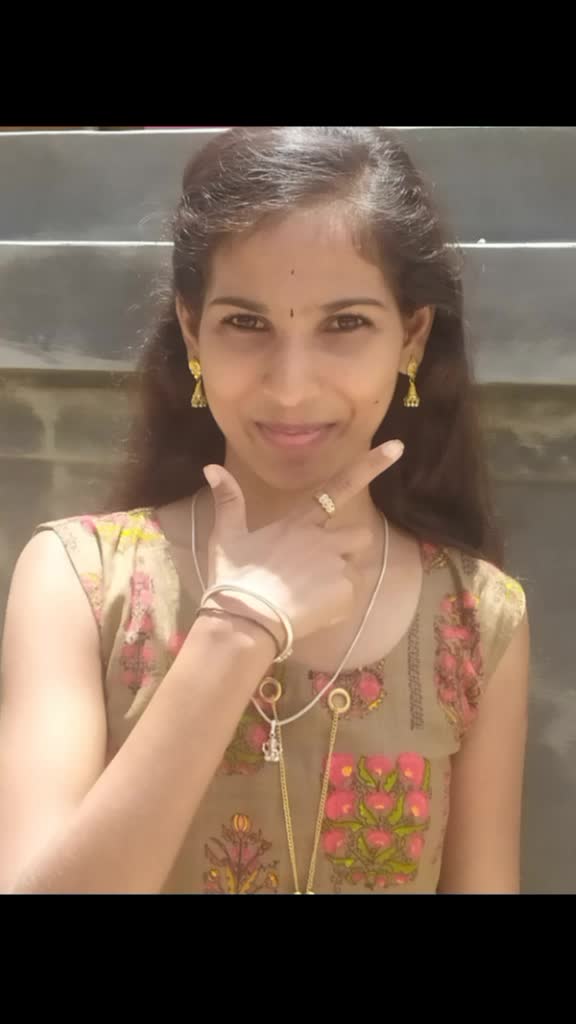@♥️Simly Queen Rakshu