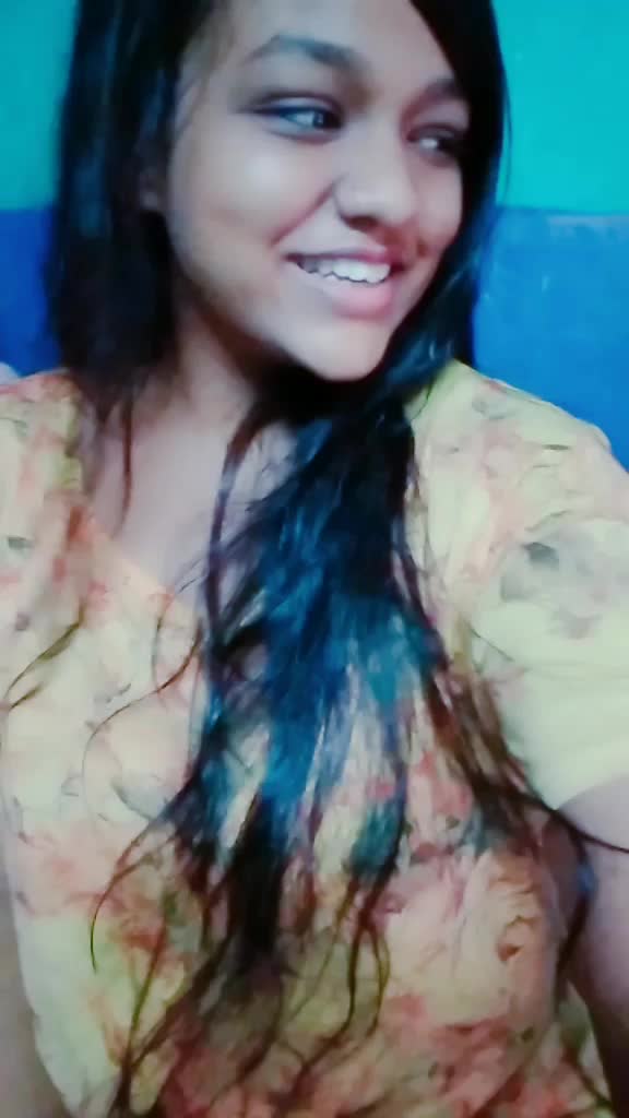@⚡Qûééñ🖤