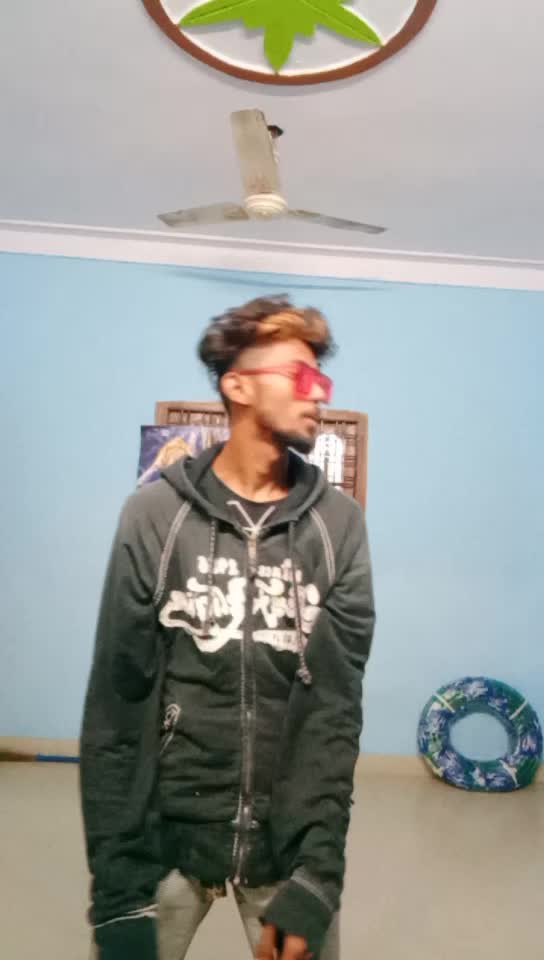 @Crazy boy😜😜😜