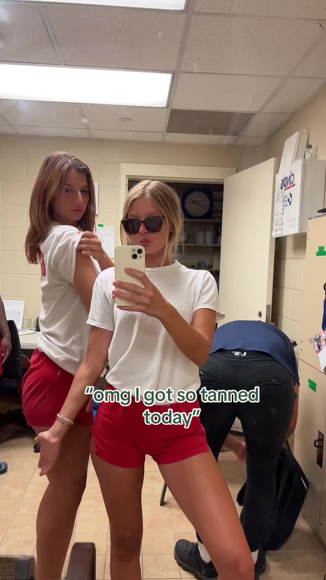 @Andjela