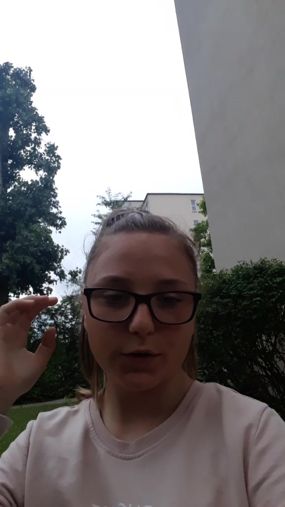@Laura M 🇵🇱