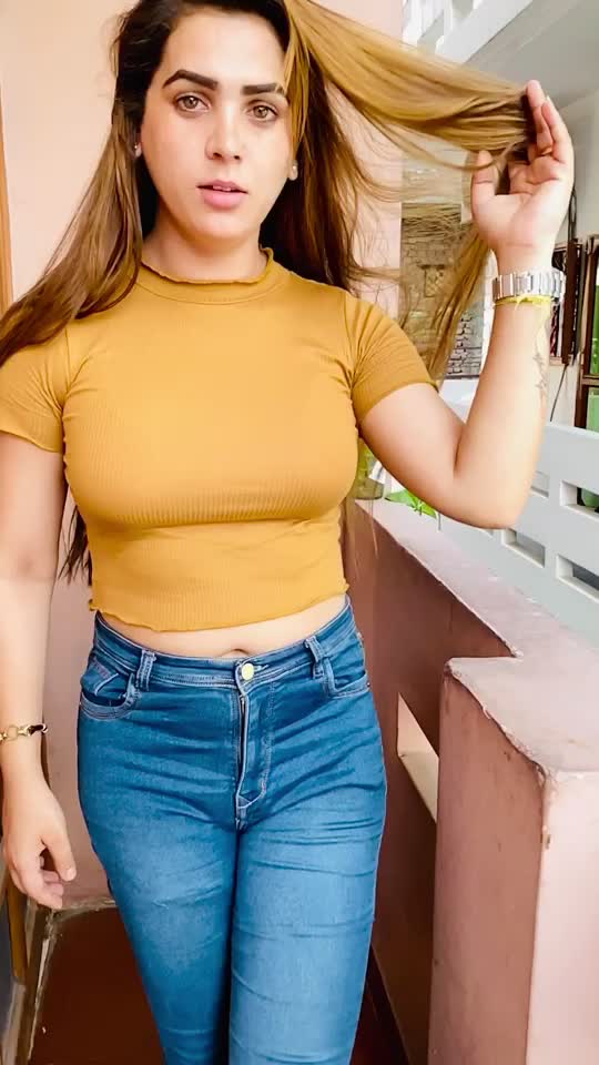 @Malaika Malaika Rajp