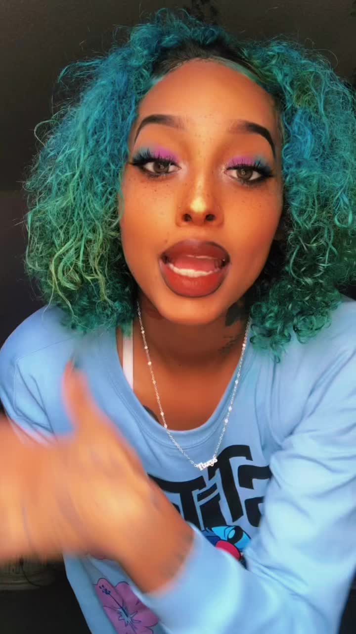 @Barbie😝❤️😫