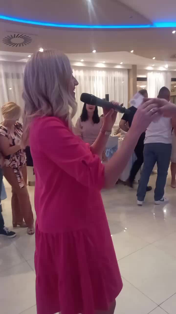 @Kostic Milica