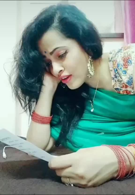 @"ರಂಗಭೂಮಿ ಕಲಾವಿದೆ"
