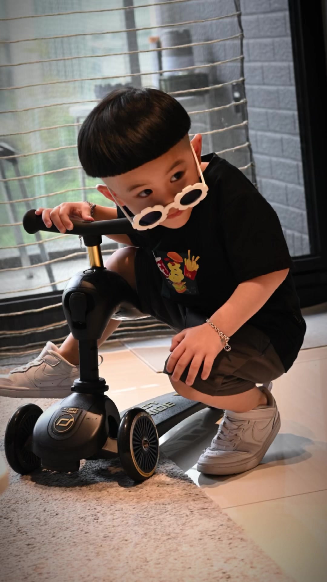 @賴Rong