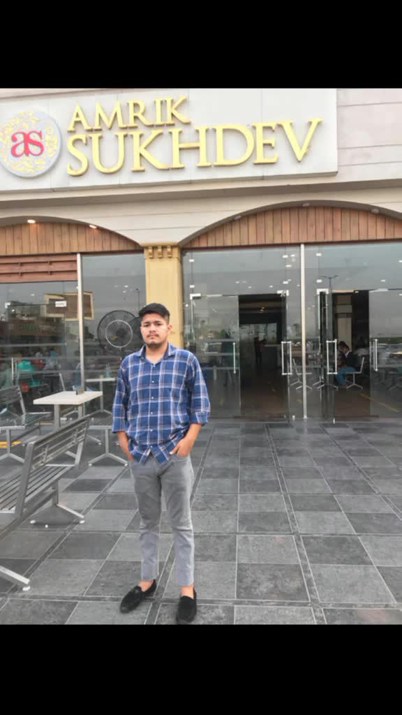 @AKHIL KADIYAN🔥