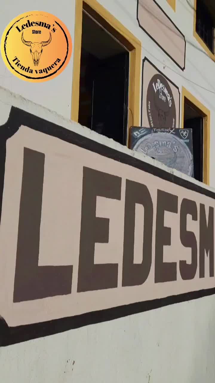 @Ledesma's Store