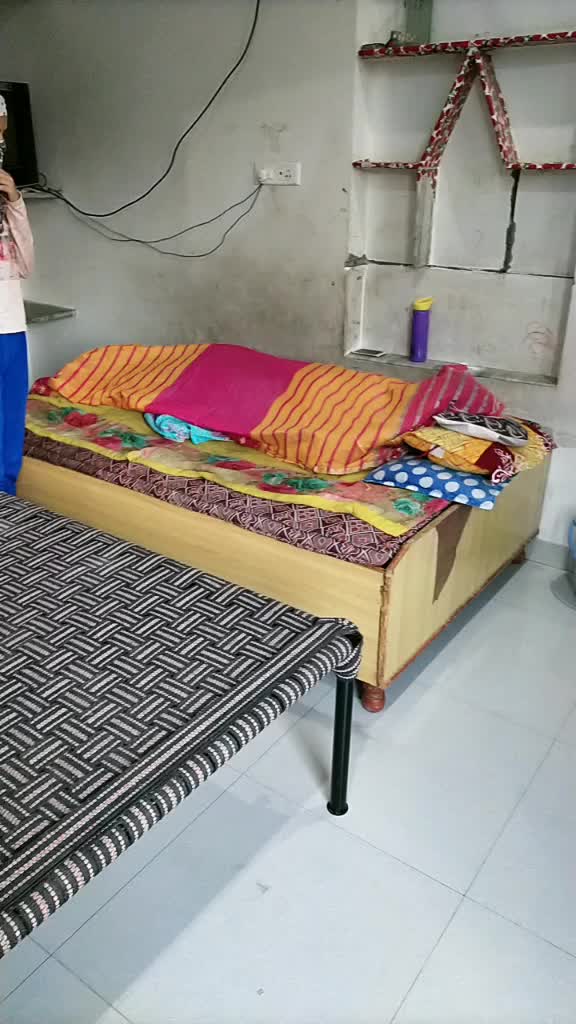 @Bhomli