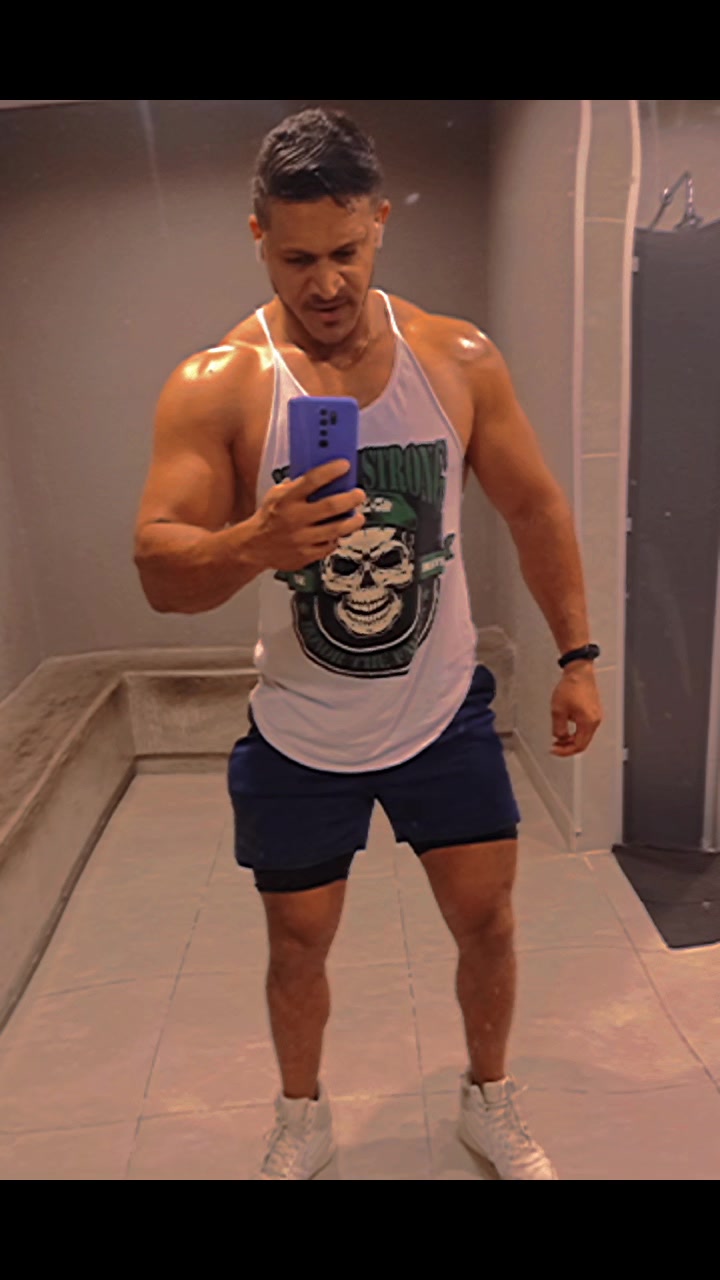 @user40296672874