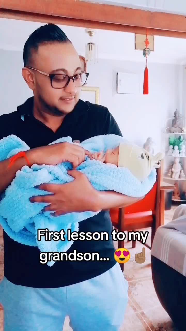 @sir_ash11