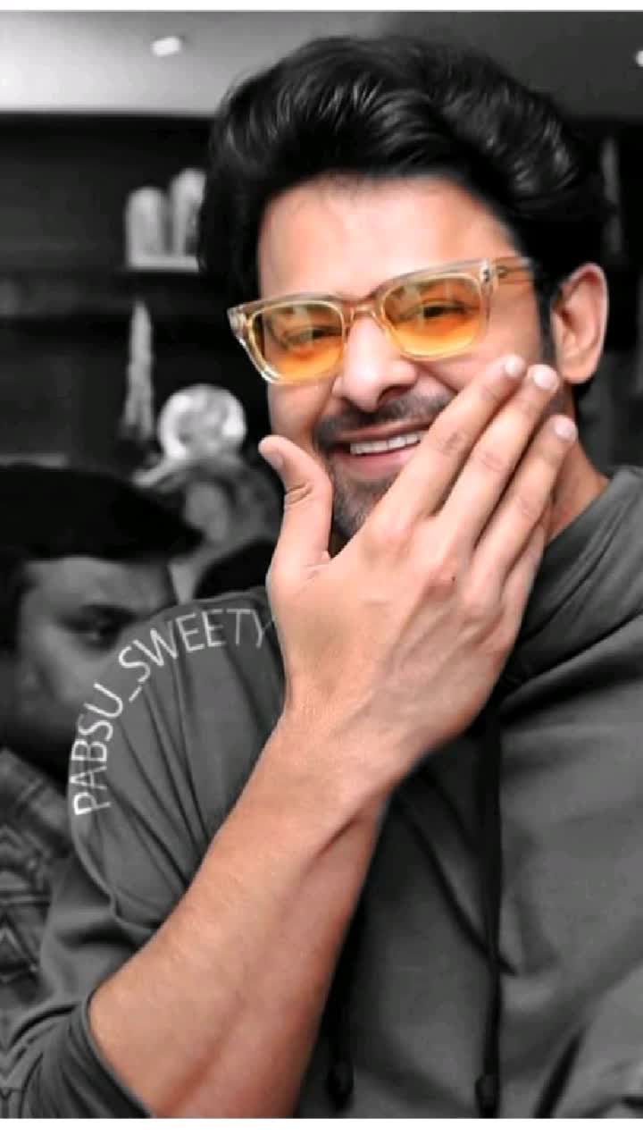 @💪DIE_HARD_FAN_OF_PRABHAS_✊