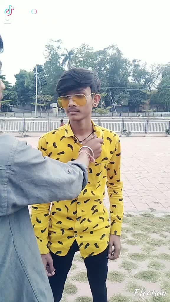 @mr .Ritik _ludelde09
