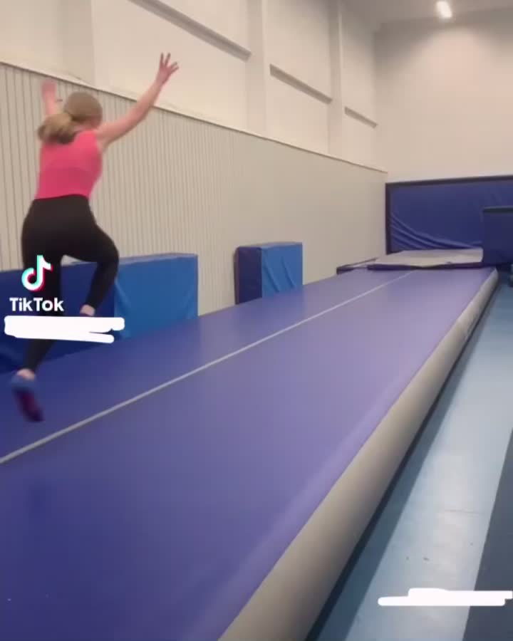 @gymnastic {1 k}
