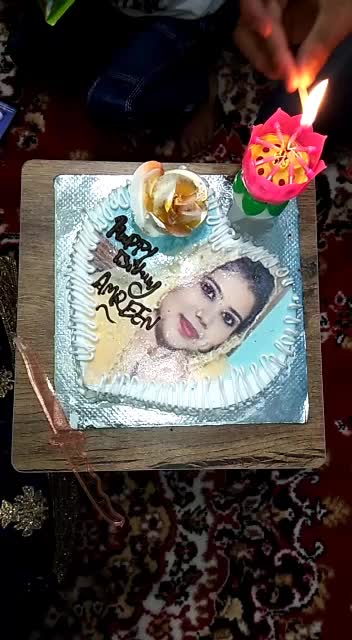 @AmreenKhanZain