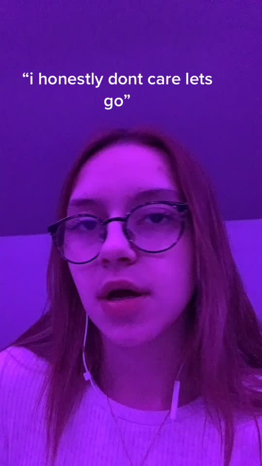 @victoriaclaireviolet