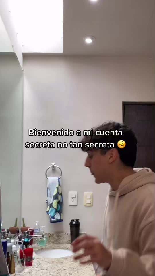 @Flores