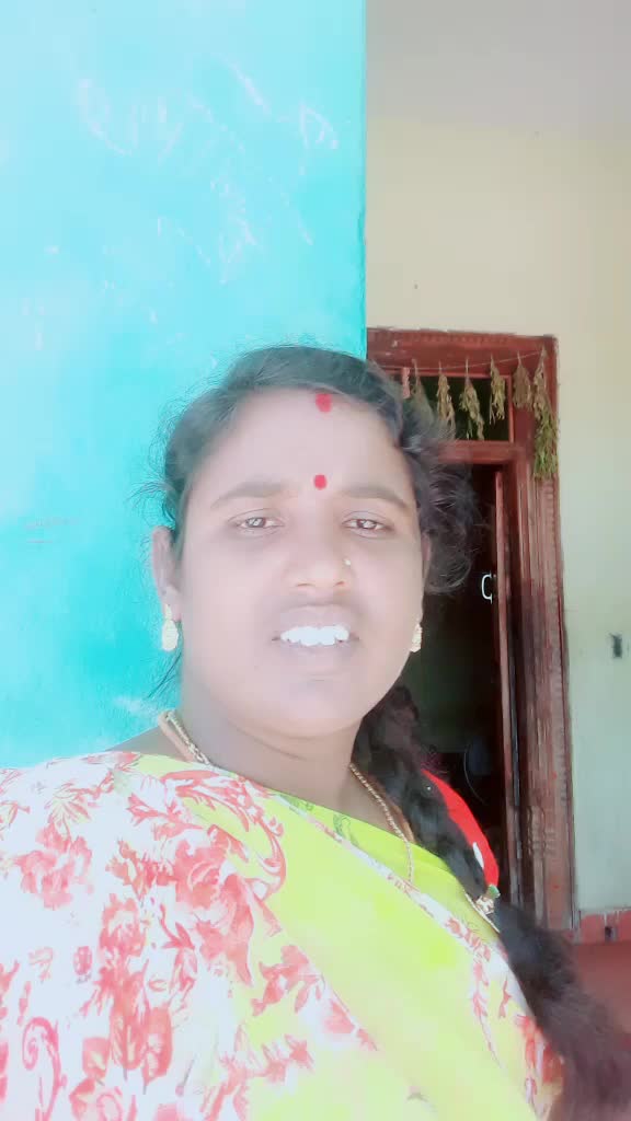 @radhik