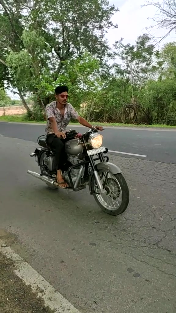 @🦁Karansinh🦁__3332