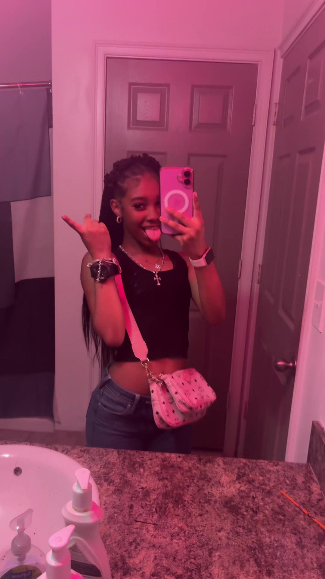 @_prettylikejanaee