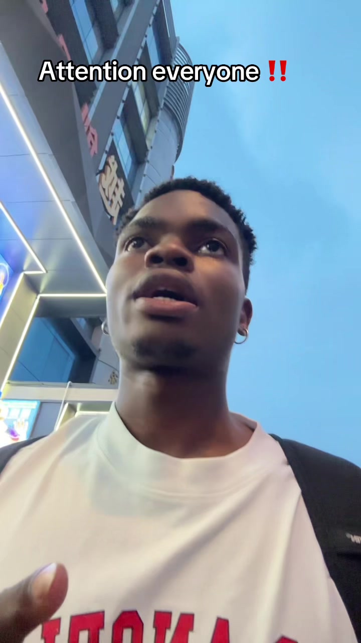 @Chillux 🇨🇳