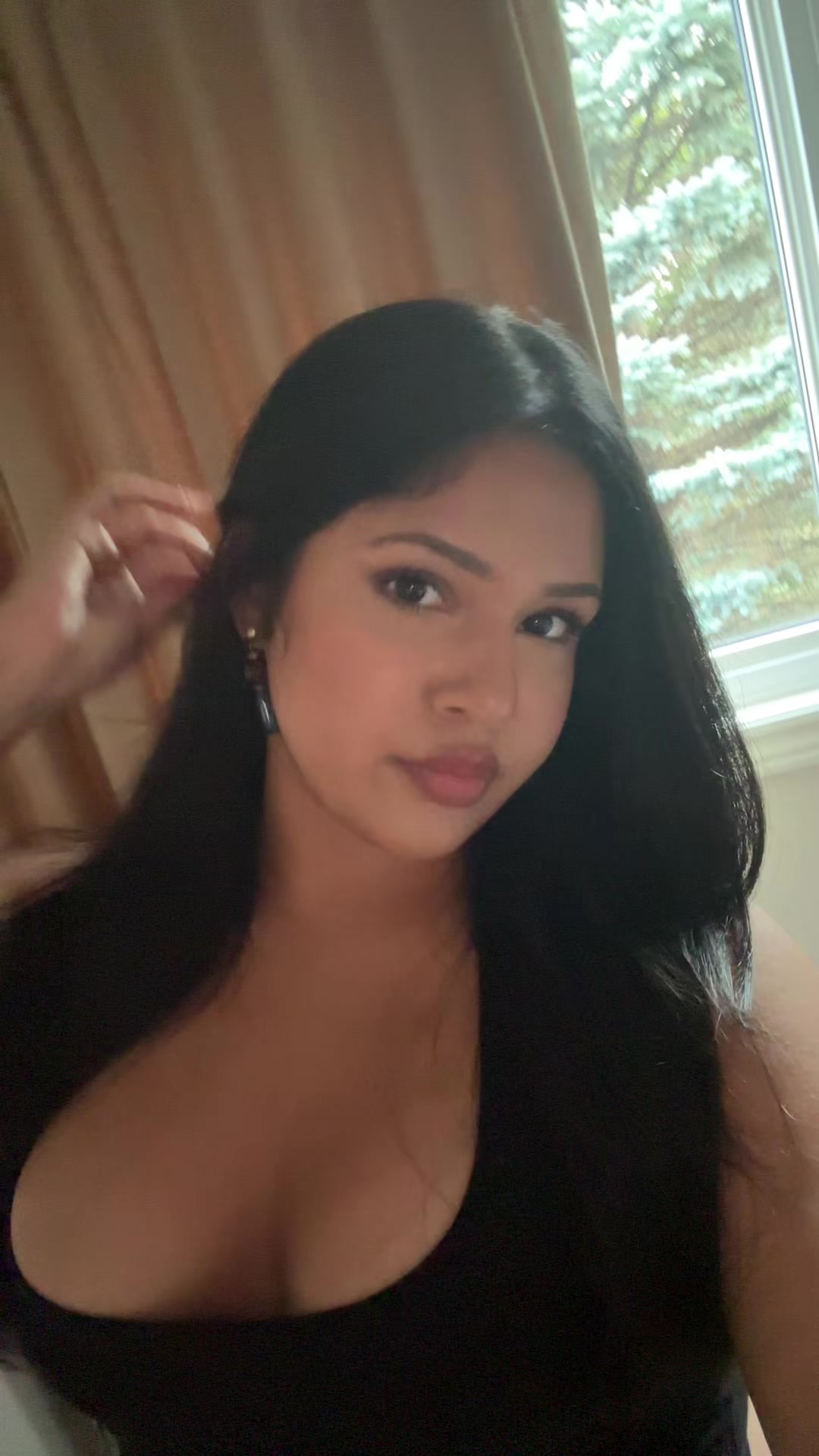 @⃟